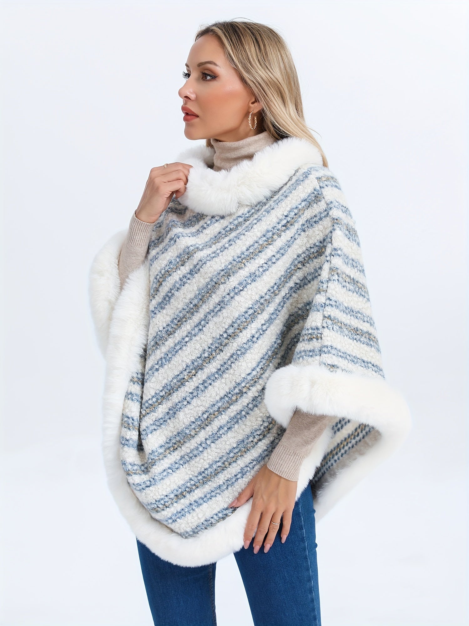 Joli poncho femme