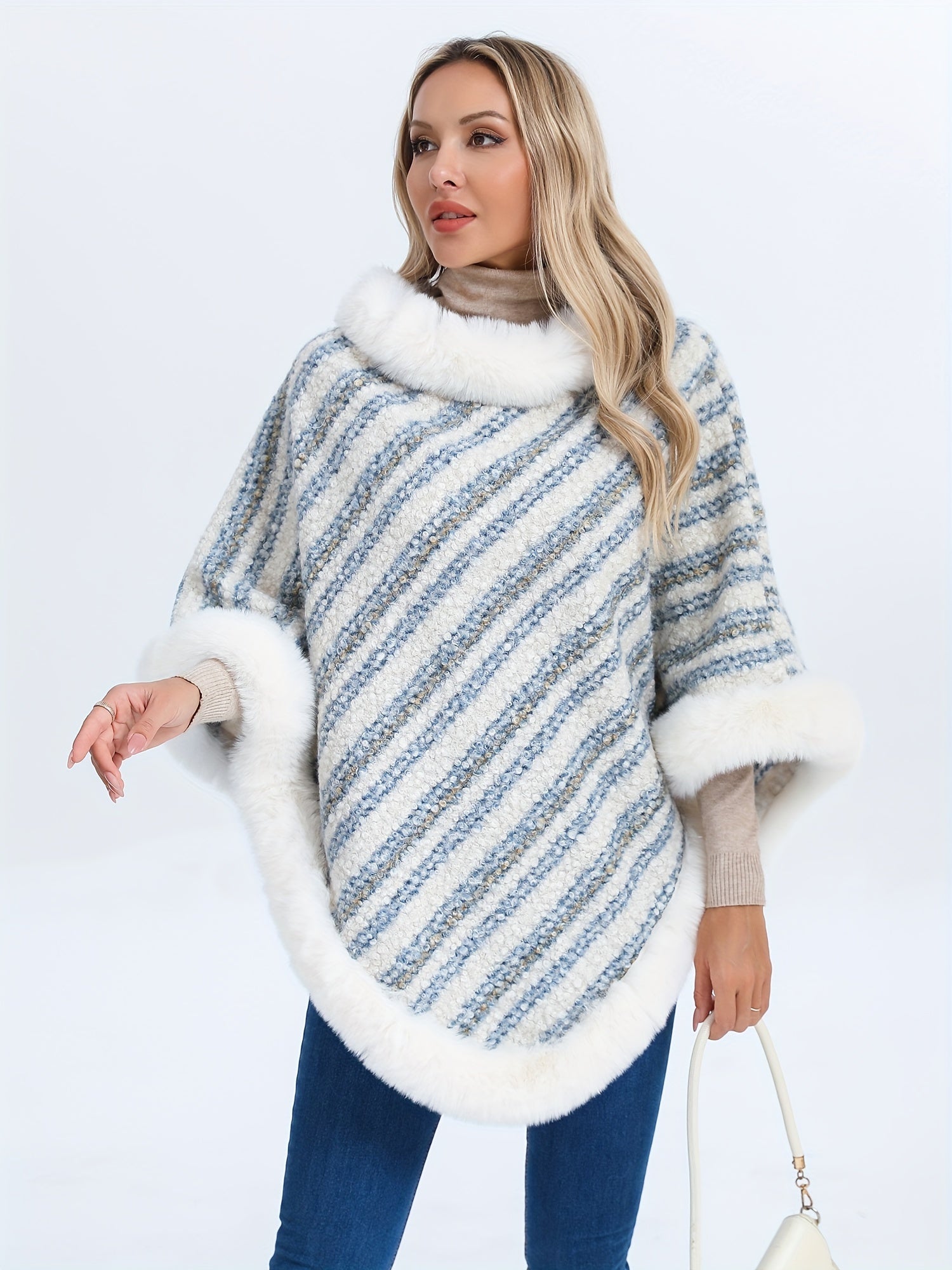 Joli poncho femme