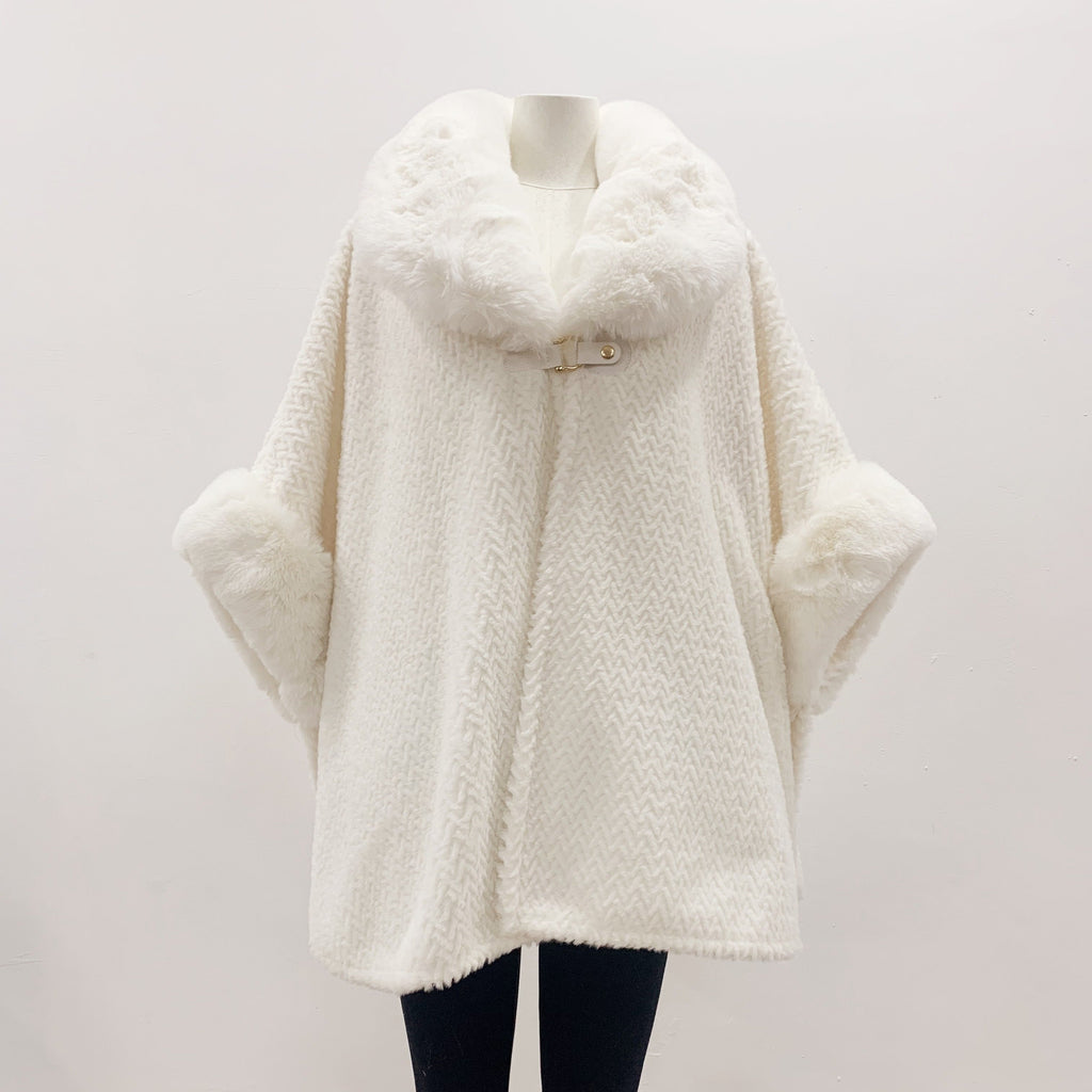 Poncho femme hiver noir