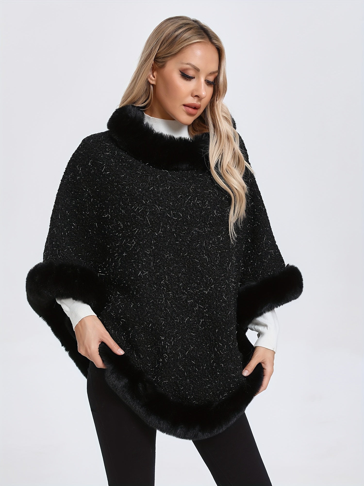 Poncho femme noir chic